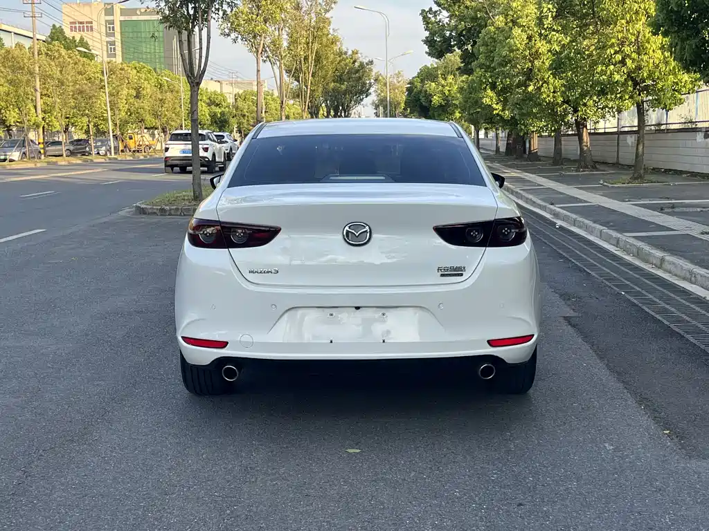 Mazda 3 Axela 2021 2.0L Automatic Zhiya Edition