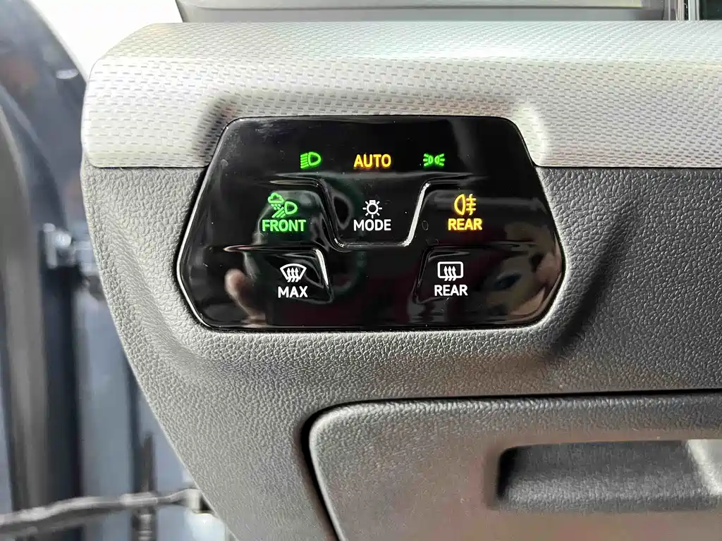 Volkswagen Lamando L 2022 280TSI DSG Cool Spicy Edition