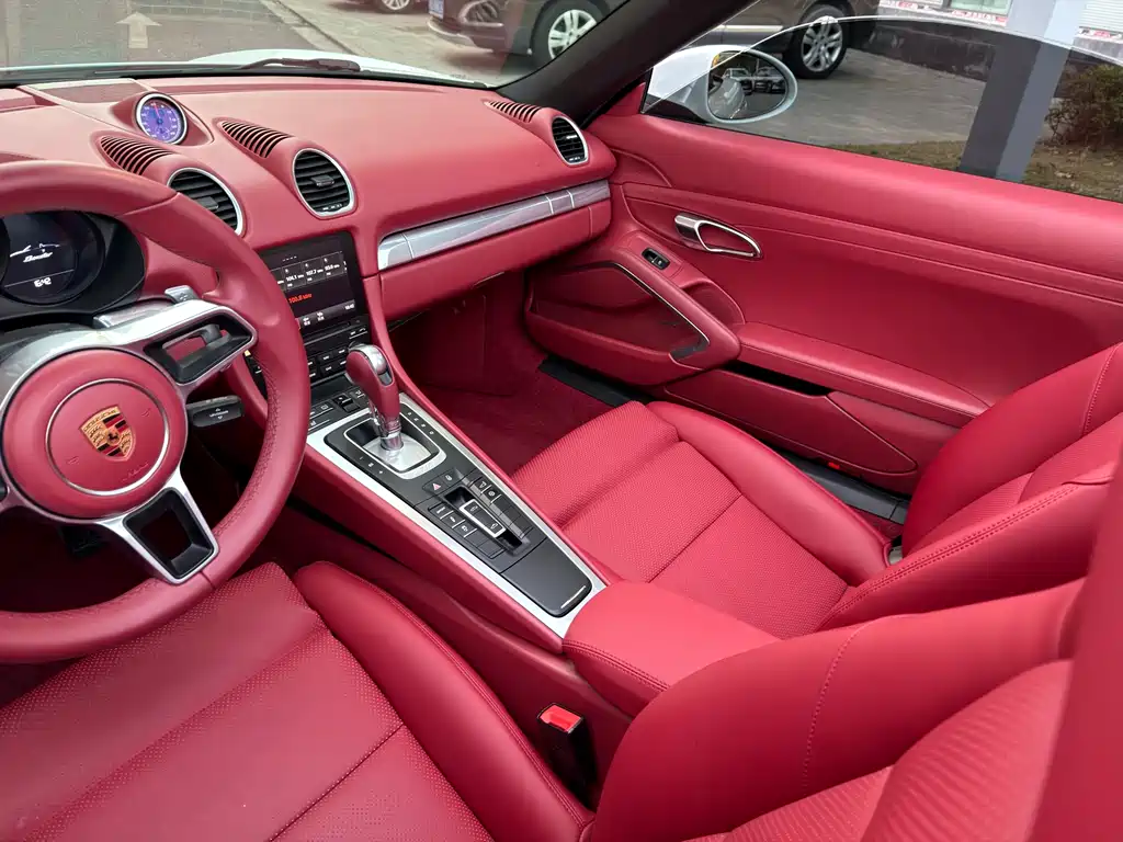 Porsche 718 Boxster 2.0T