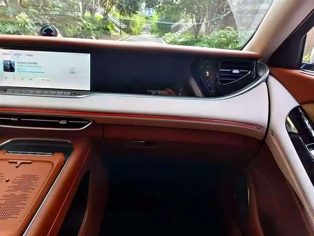 Voyah FREE 2024 Long Range Intelligent Driving Edition