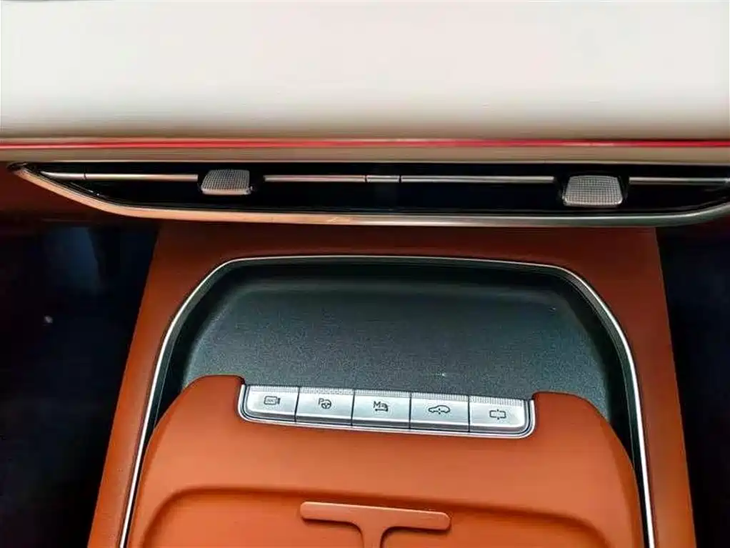 Voyah FREE 2024 Long Range Intelligent Driving Edition