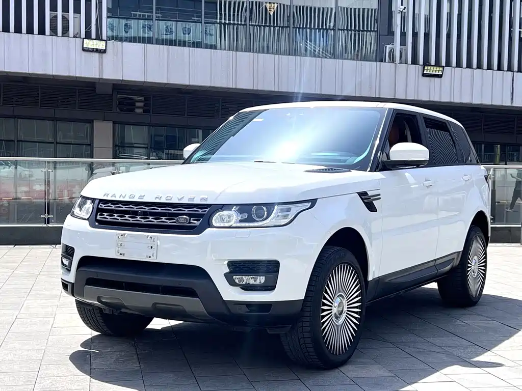 Range Rover Sport 2016 3.0 SDV6 HSE Dynamic