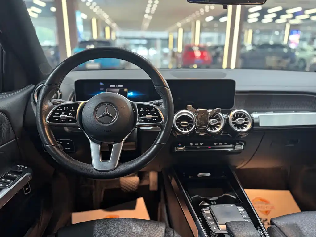 Mercedes-Benz GLB 200 Fashion Edition 2020 Facelift