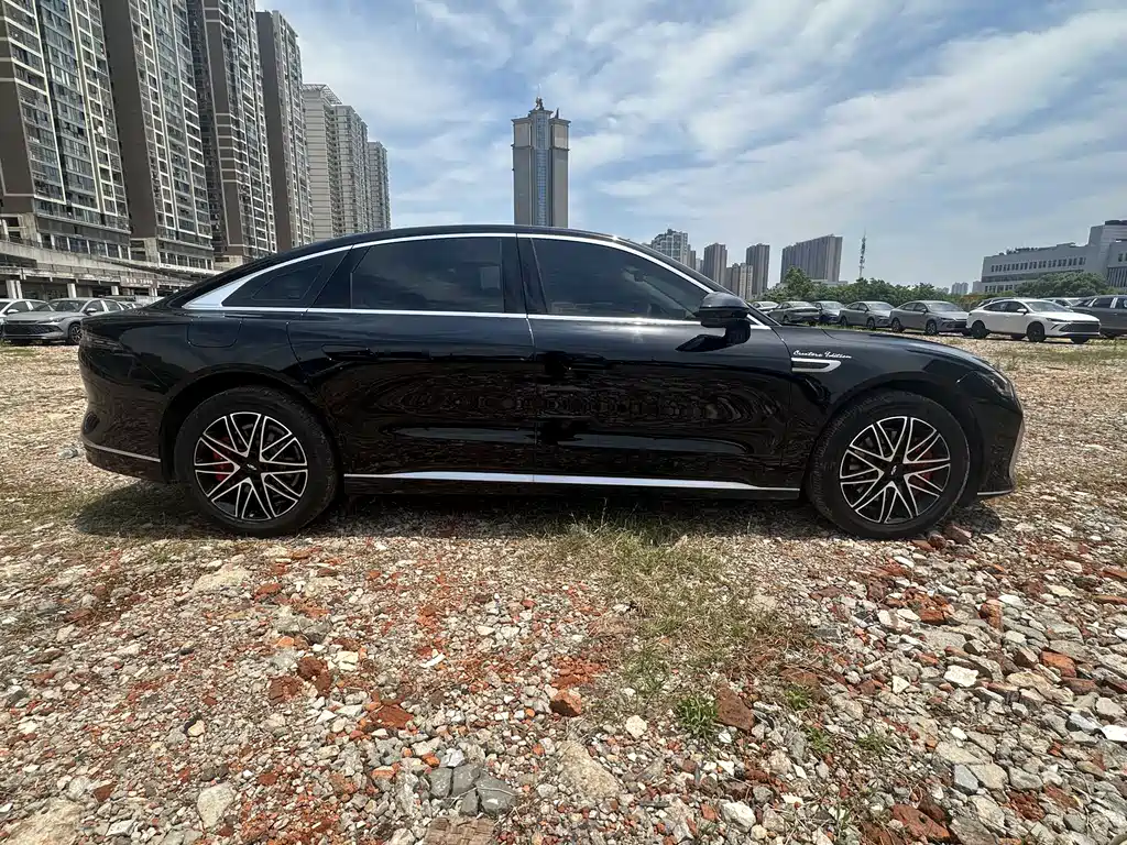 Fulwin A9L 2025 260 Long Range Luxury Edition