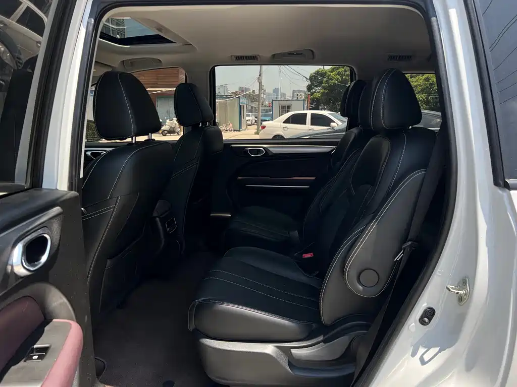 GAC Trumpchi M6 2023 PRO 270T DCT Luxury