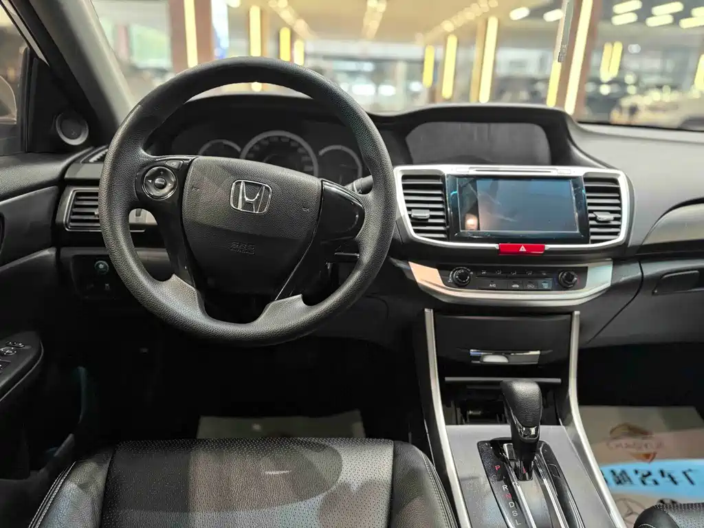 Honda Accord 2015 2.0L LX Comfort Edition
