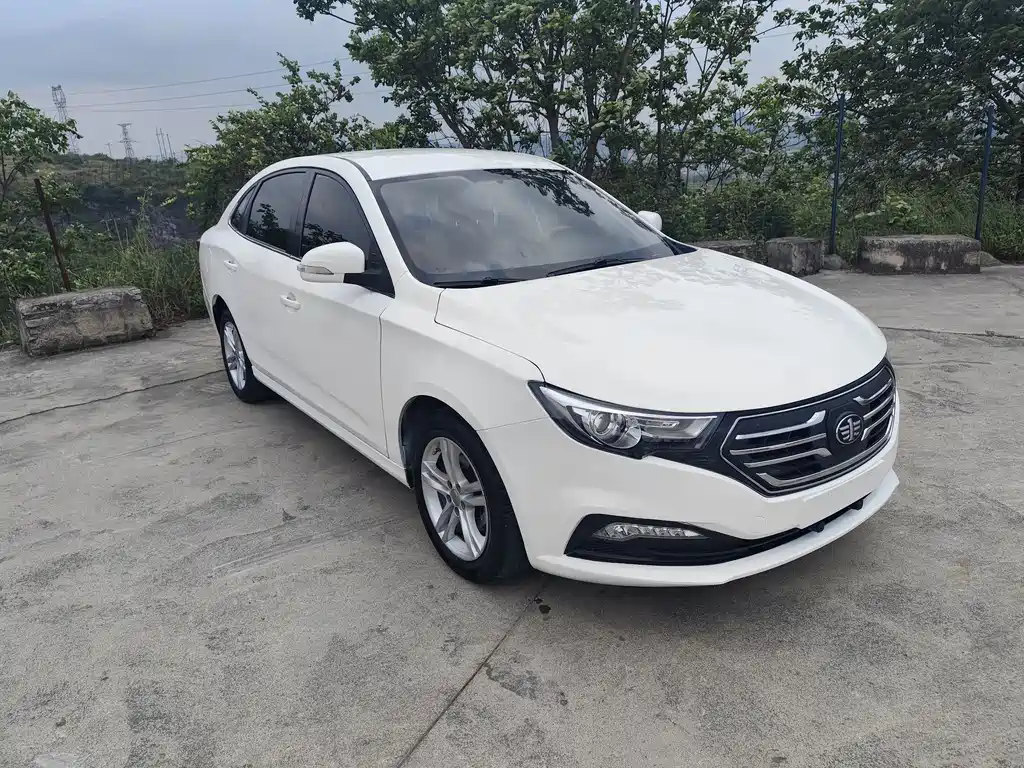 Bestune B30EV 2019 EV400