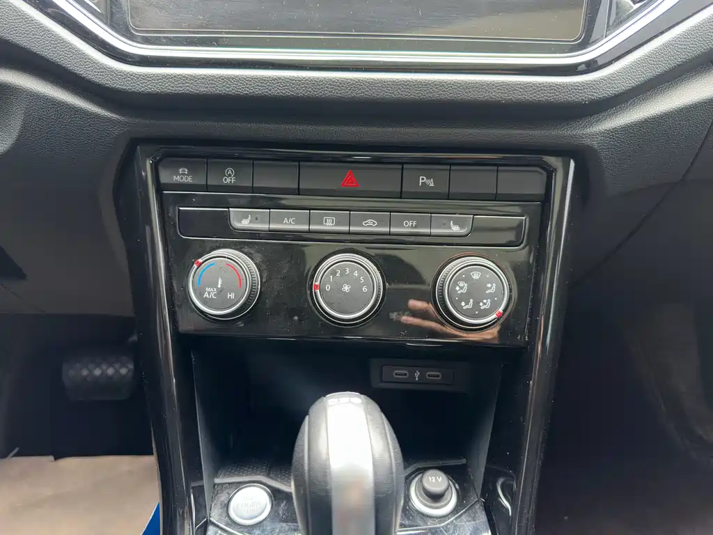 Volkswagen T-Roc 2022 280TSI DSG FWD Comfort Plus