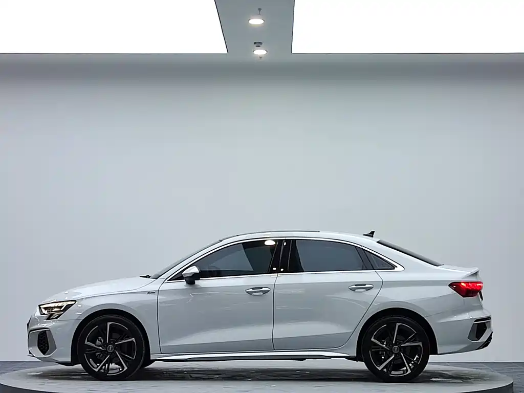 Audi A3 2022 A3L Limousine 35 TFSI Fashion Sport Edition