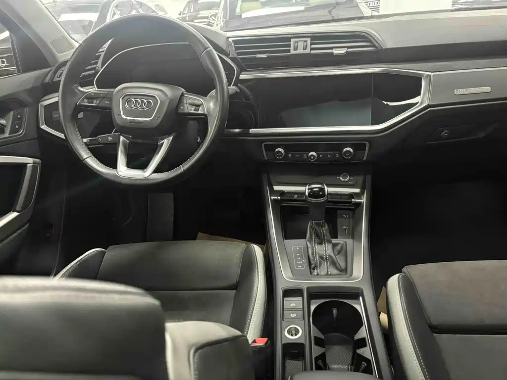 Audi Q3 2020 35 TFSI Progressive Dynamic