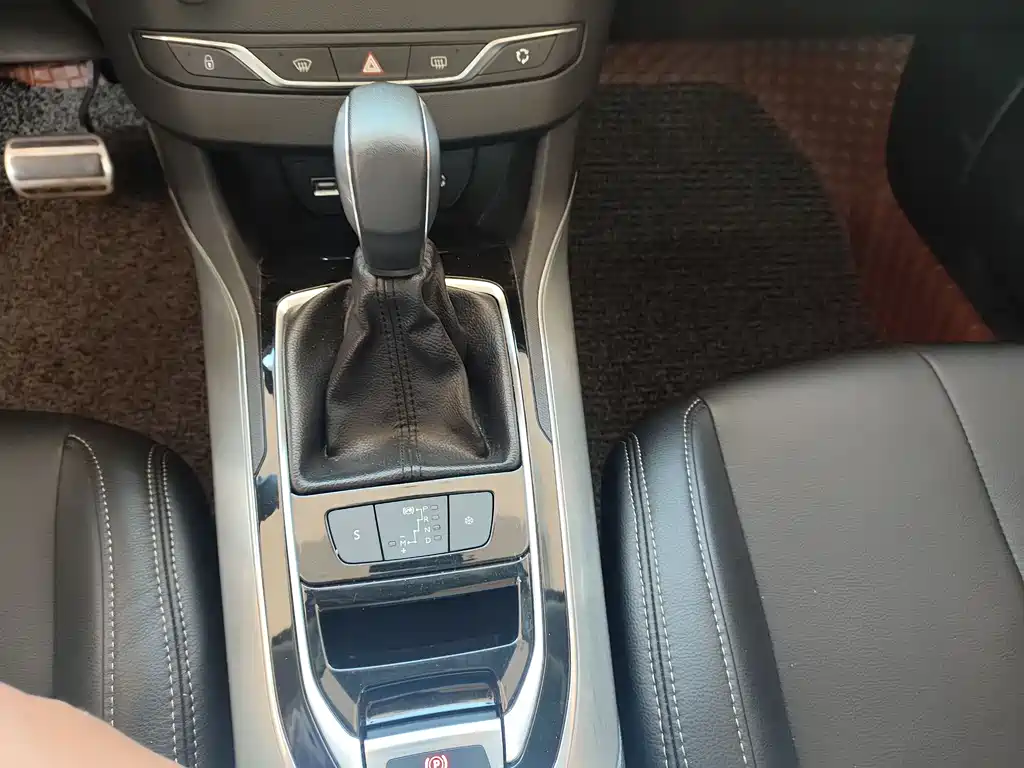 Peugeot 308S 2015 1.6T Automatic Jinchi Edition