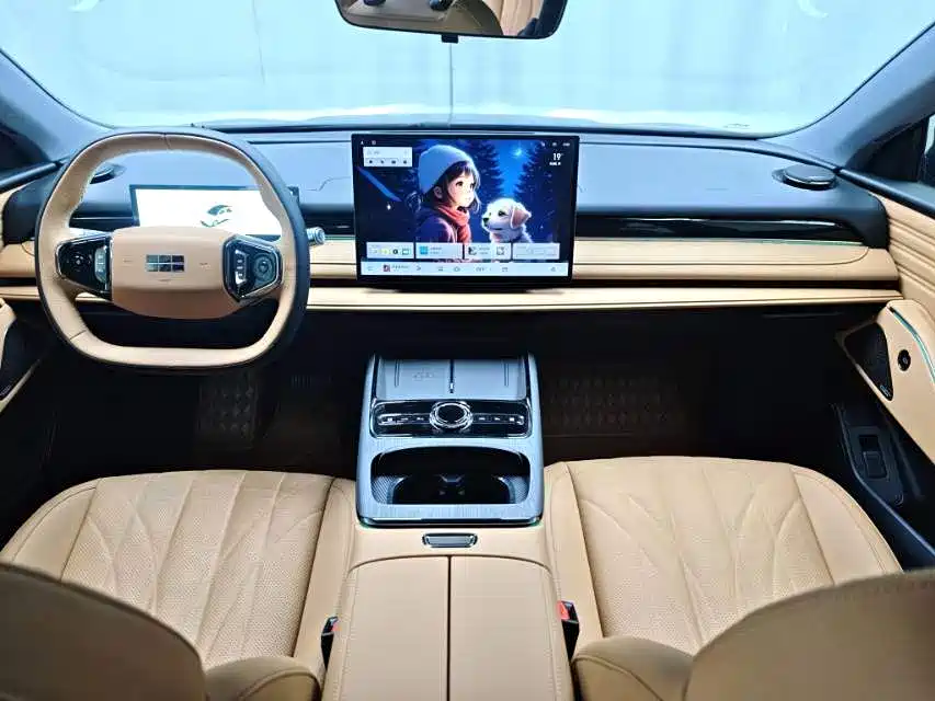 Geely Galaxy Xingyao 8 2025 130km EM-i Prestige Edition