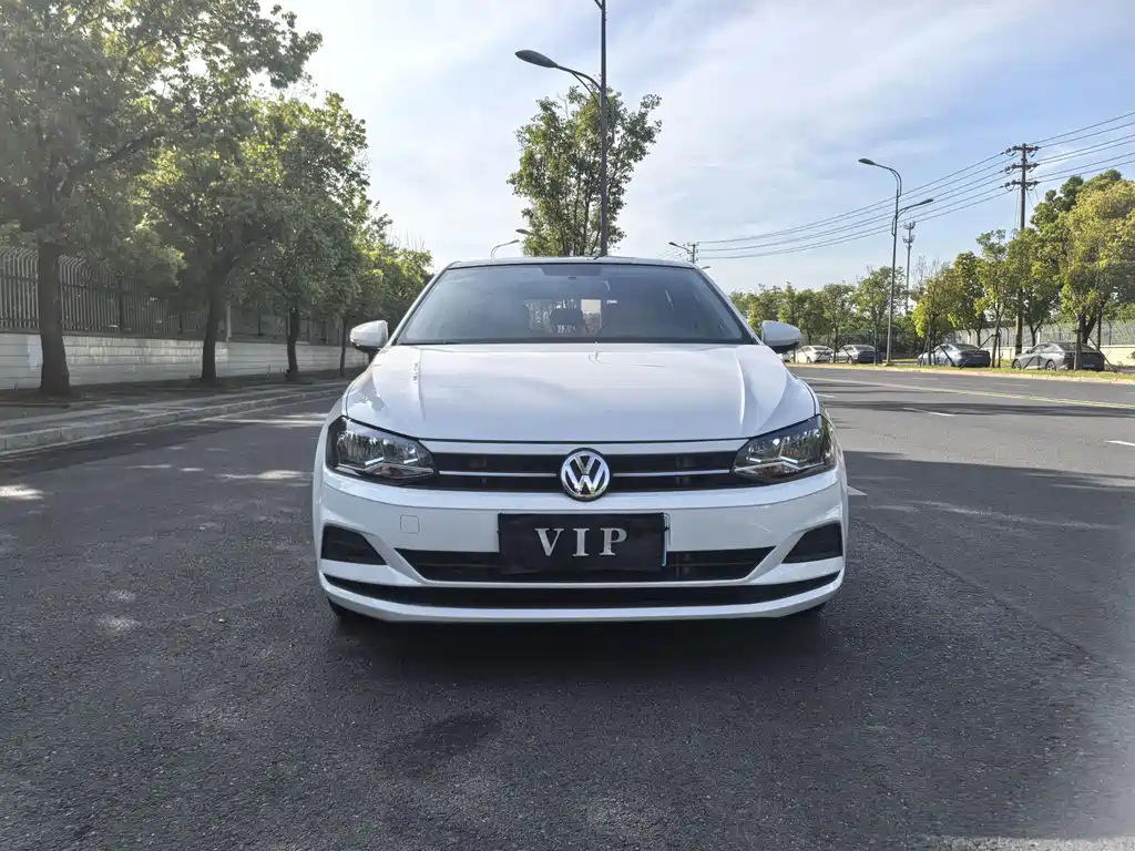 Volkswagen Polo Plus 2019 1.5L Automatic Colorful Tech Edition