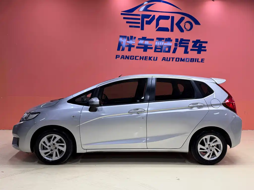 Honda Fit 2014 model 1.5L LX CVT Comfort