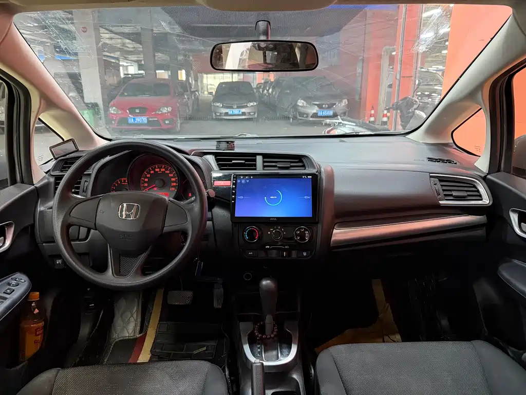 Honda Fit 2014 model 1.5L LX CVT Comfort