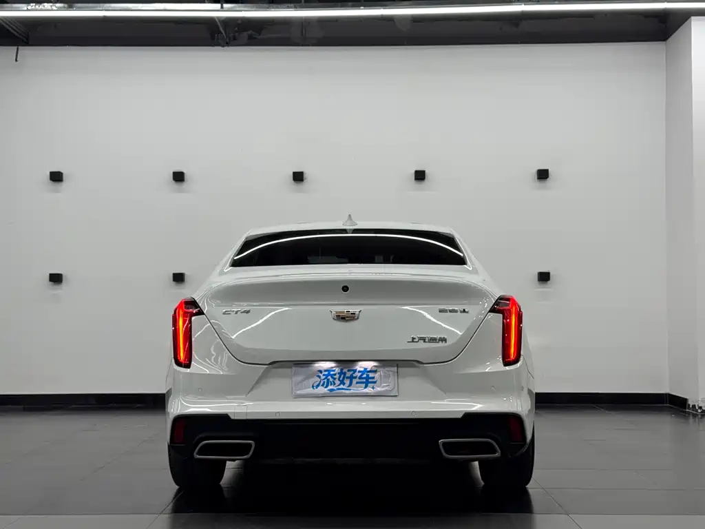Cadillac CT4 2022 28T Luxury