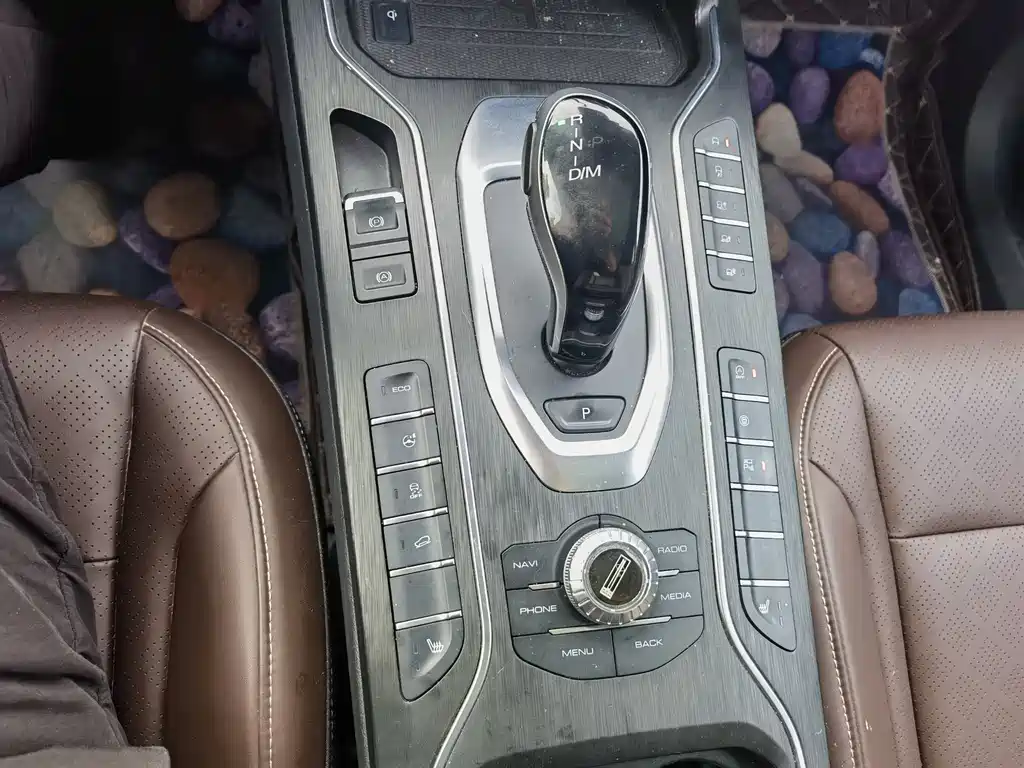 WEY VV6