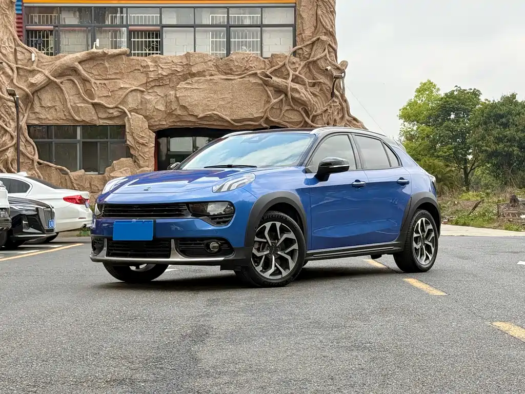 Lynk & Co 02 2018 2.0T DCT AWD Jin Pro Edition China V