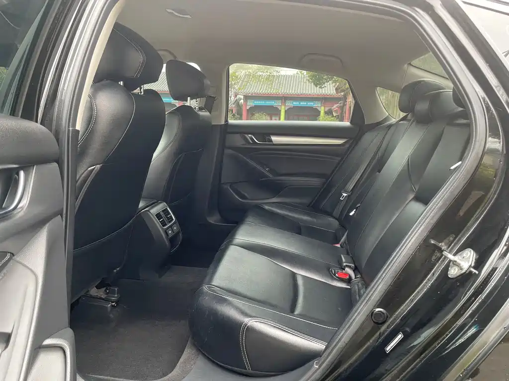 Honda Accord 2022 Hybrid 2.0L Sharp Cool Edition
