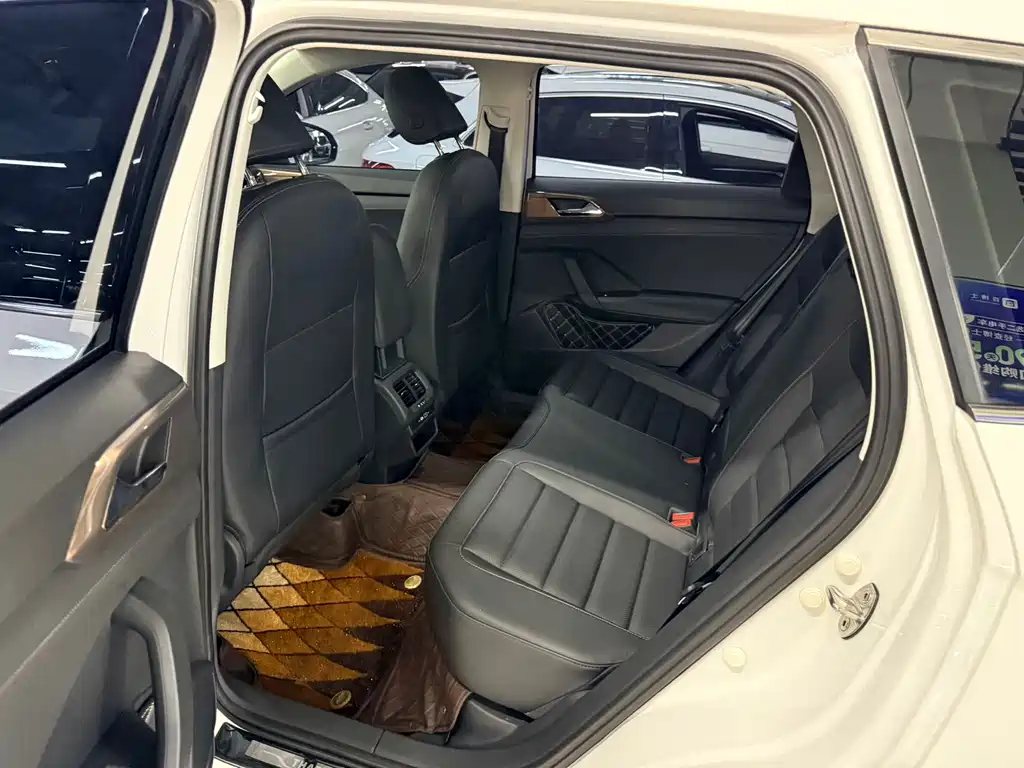 Volkswagen Tharu 2022 280TSI FWD Luxury Edition