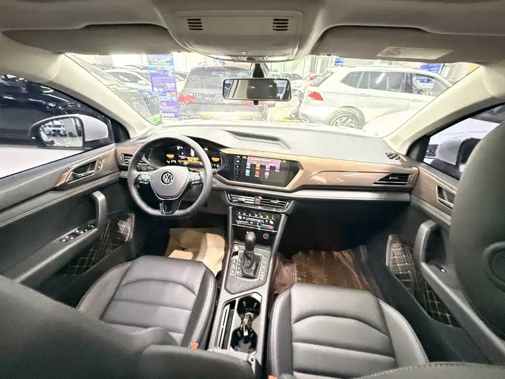 Volkswagen Tharu 2022 280TSI FWD Luxury Edition