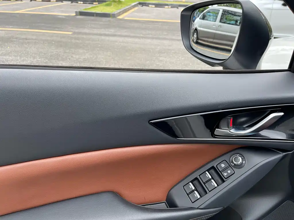 Mazda CX-4