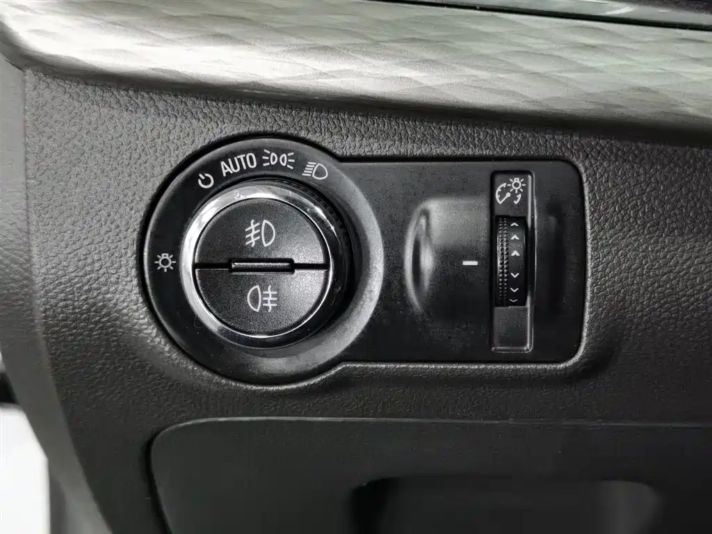 Chevrolet Malibu 2017 1.5T Automatic Luxury Edition