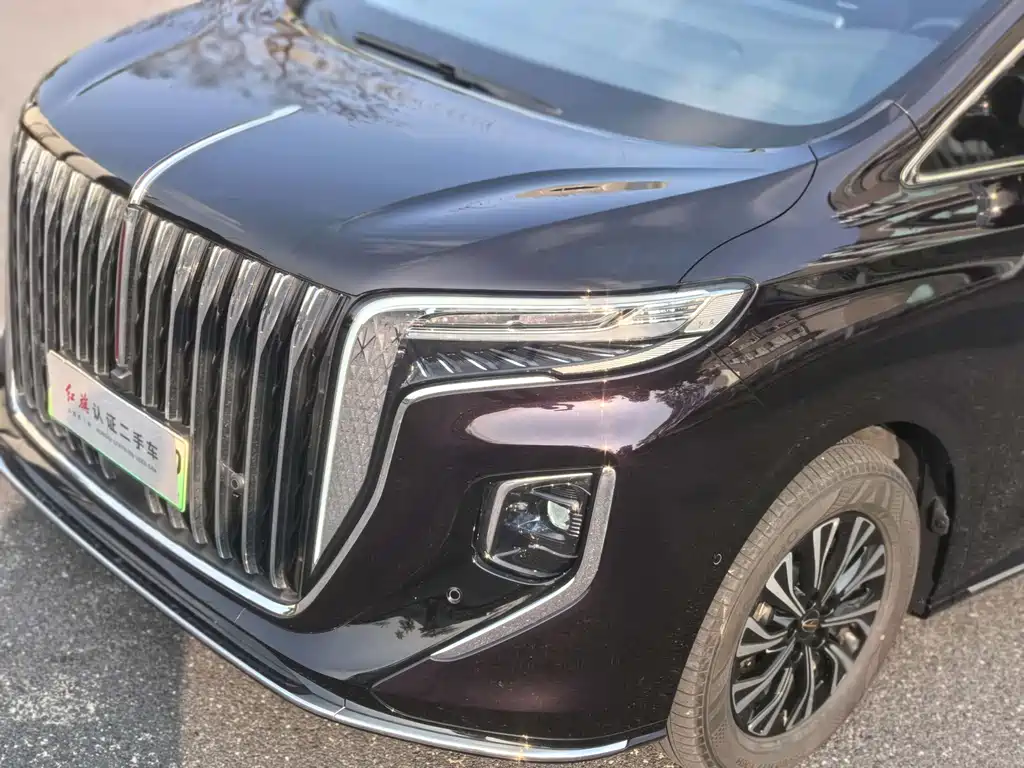 Hongqi HQ9 PHEV 2024 2.0T AWD Luxury Edition