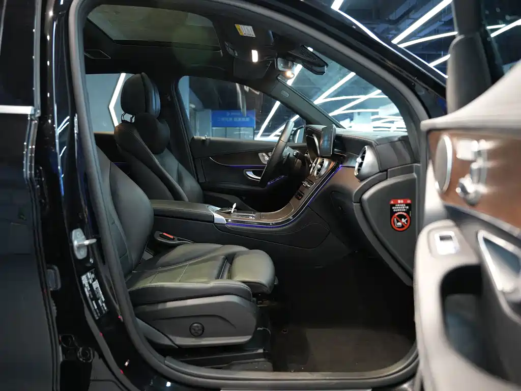 Mercedes-Benz GLC 260 L 4MATIC Luxury 2021