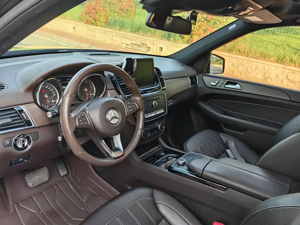 Mercedes-Benz GLE 400 4MATIC Collector's Edition