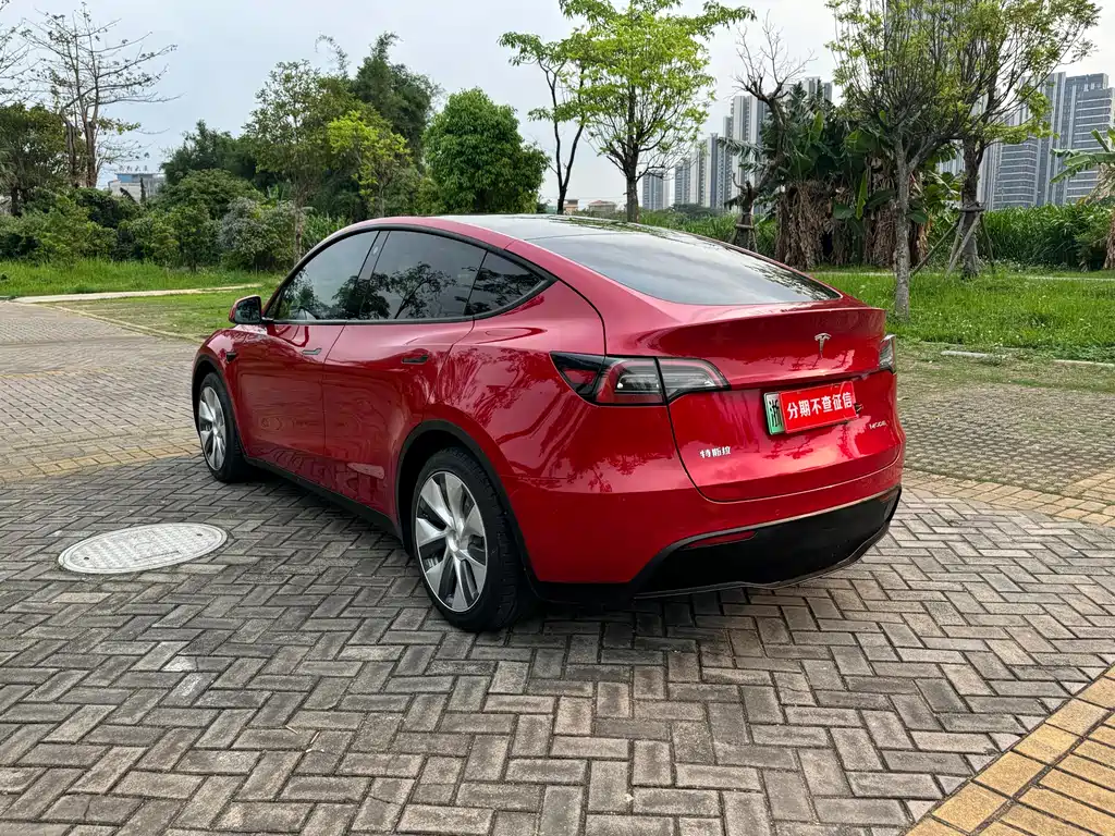 Tesla Model Y 2022 RWD