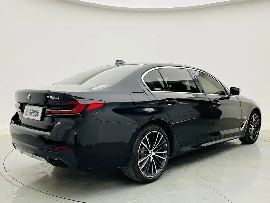 BMW 5 Series 2023 530Li Leading Edition M Sport Package