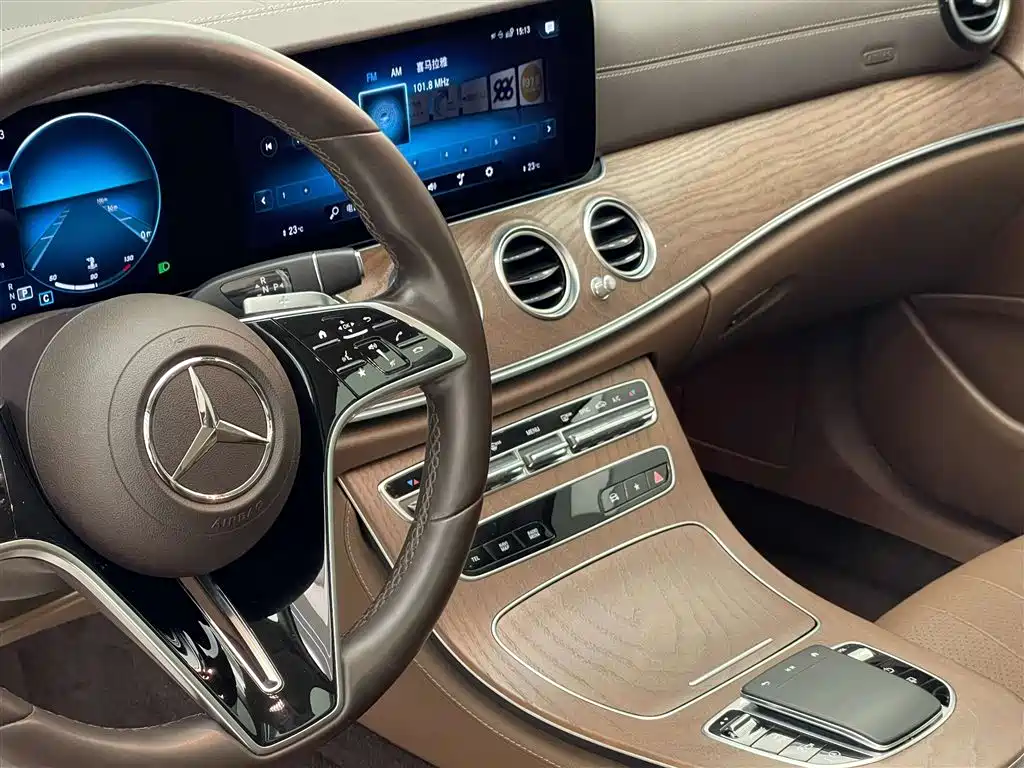 Mercedes-Benz E-Class 2022 Facelift E 300 L Luxury
