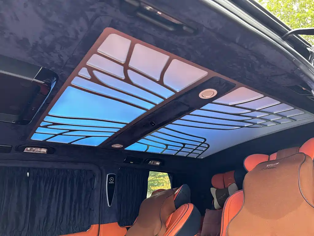 Mercedes-Benz Viano 2013 3.0L Navigator Edition