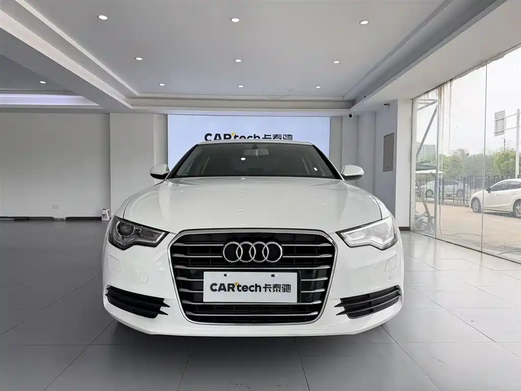 Audi A6L 2014 TFSI Comfort
