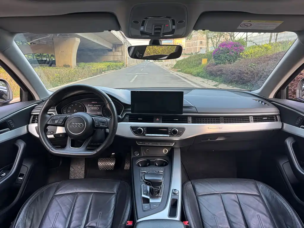 Audi A4L 2019 45 TFSI quattro Individual Sport Edition China V