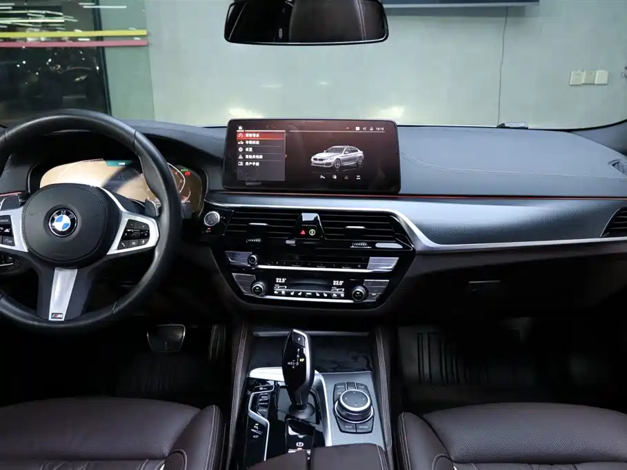BMW 5 Series Import 2022 Facelift 540i Fashion Edition M Sport Package