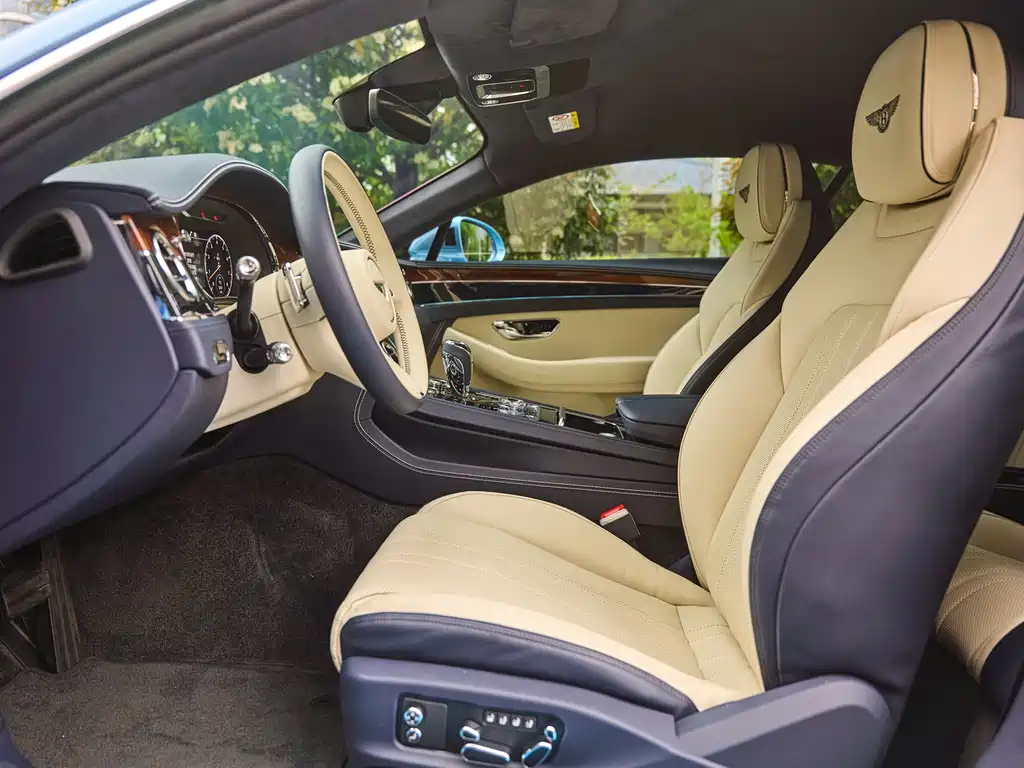 Bentley Continental GT 2022 4.0T V8