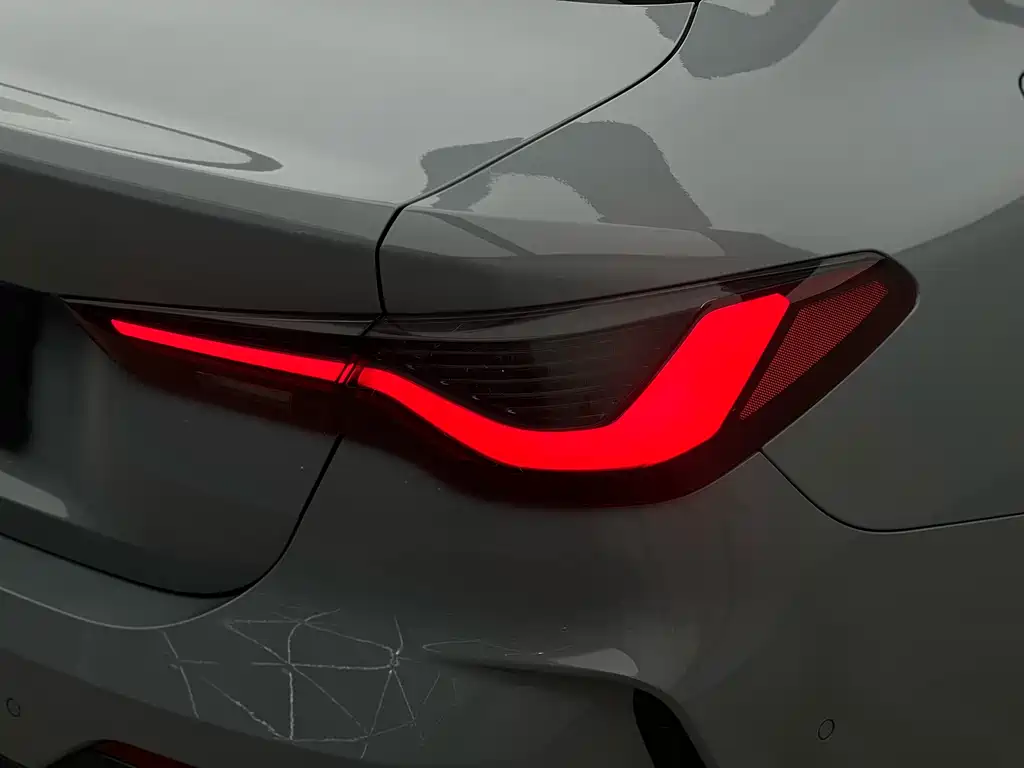 BMW 4 Series 2022 425i M Sport Night Edition - фото 21