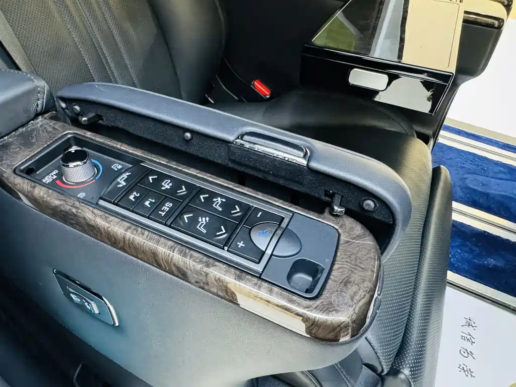 Alphard 2021 Hybrid 2.5L Premium Edition