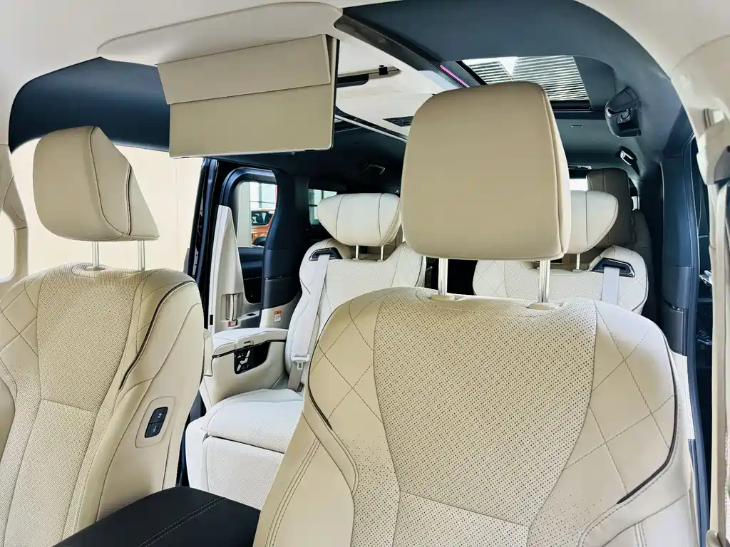 Toyota Vellfire 2024 Crown Hybrid 2.5L Supreme Executive Edition