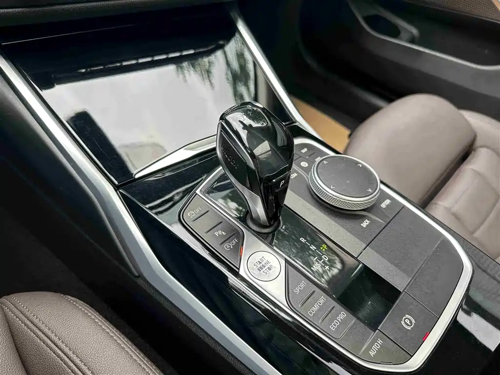 BMW 3 Series 2020 320Li M Sport Package - фото 15