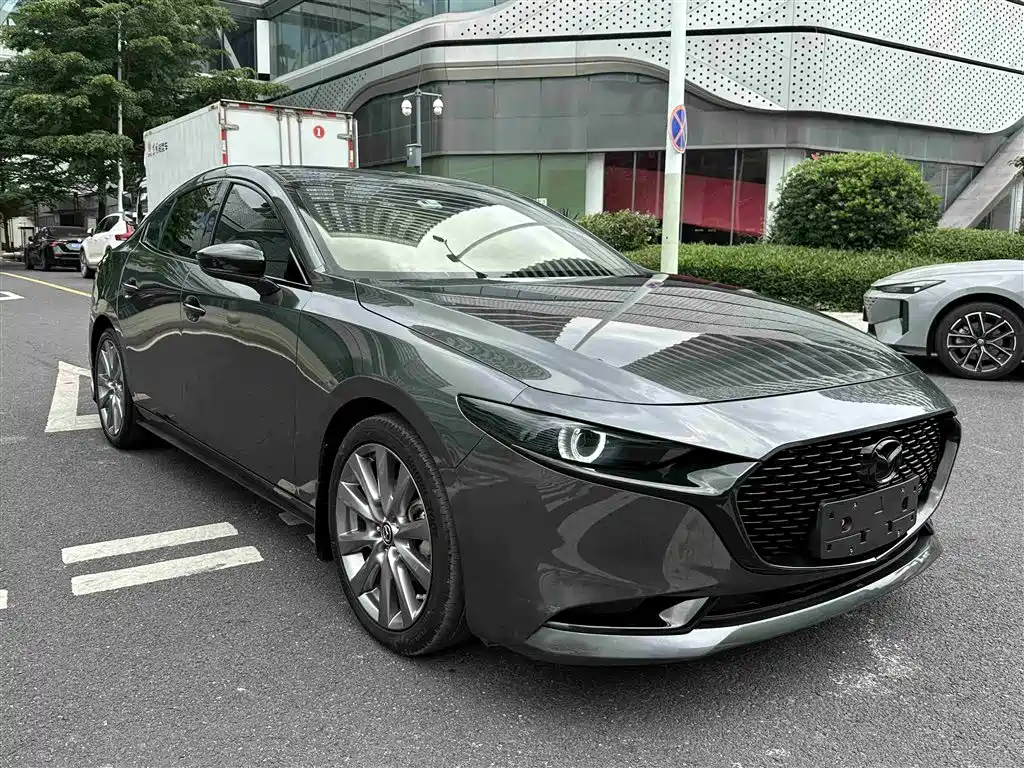 Mazda 3 Axela 2021 2.0L Automatic Zhiya Edition