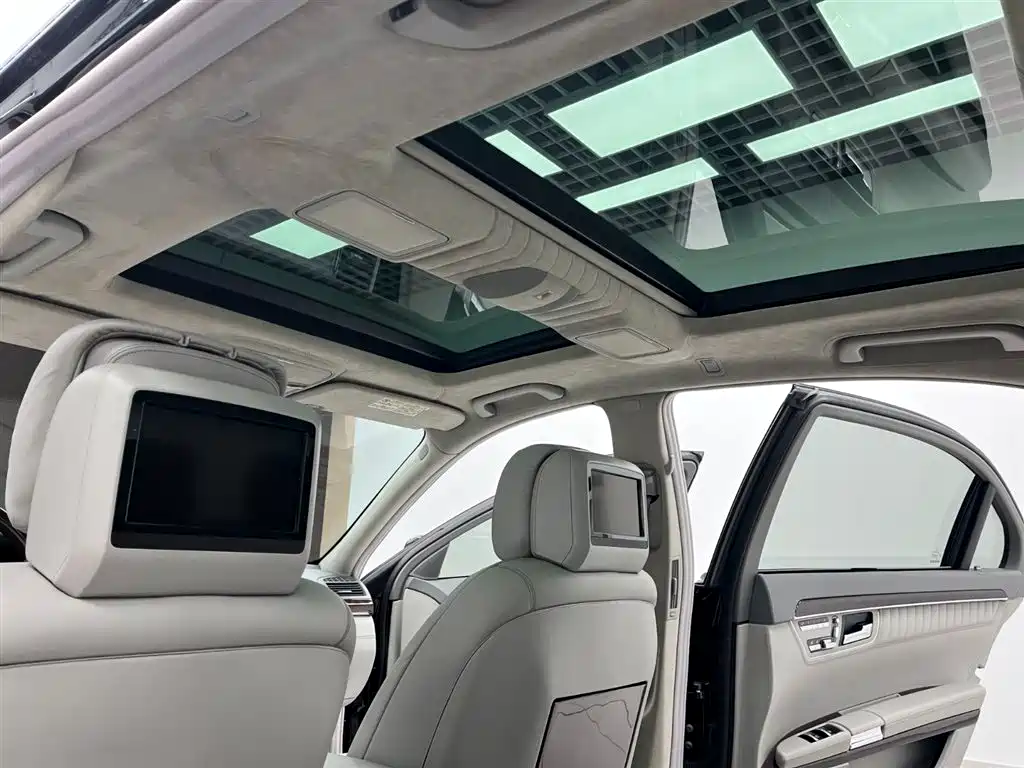 Mercedes-Benz S 600 L (2010)