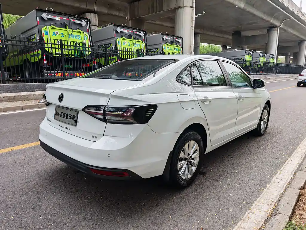Volkswagen Lavida 2025 New Sharp 1.5L Outstanding Xinyi Edition