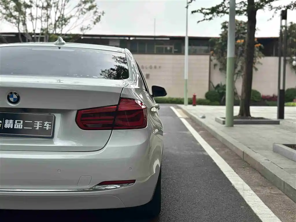 BMW 3 Series 2017 320Li Fashion Edition