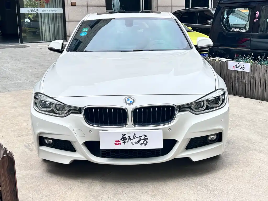 BMW 3 Series 2019 320i M Sport Package