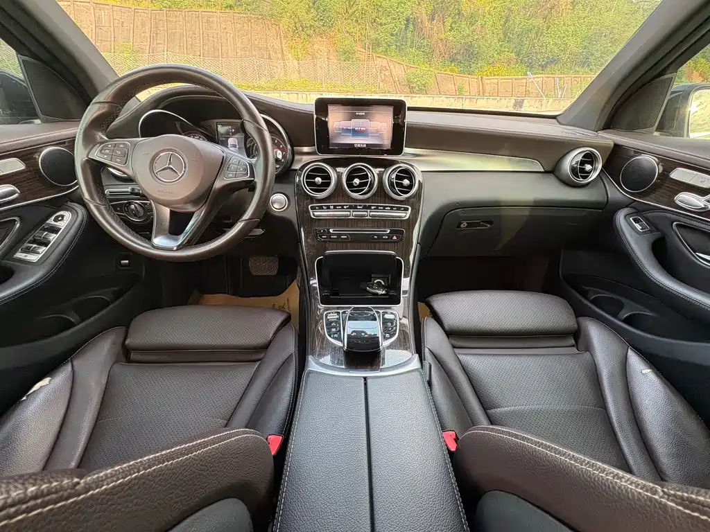 Mercedes-Benz GLC 260 4MATIC