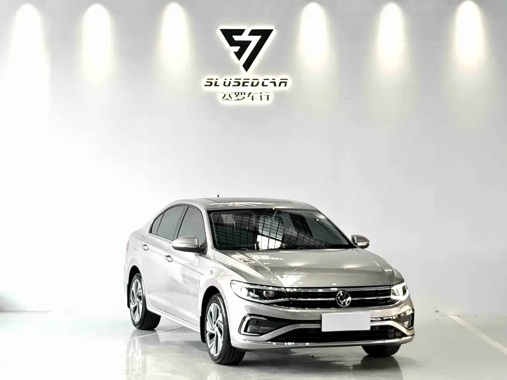 Bora 2023 200TSI DSG Zhixing PRO