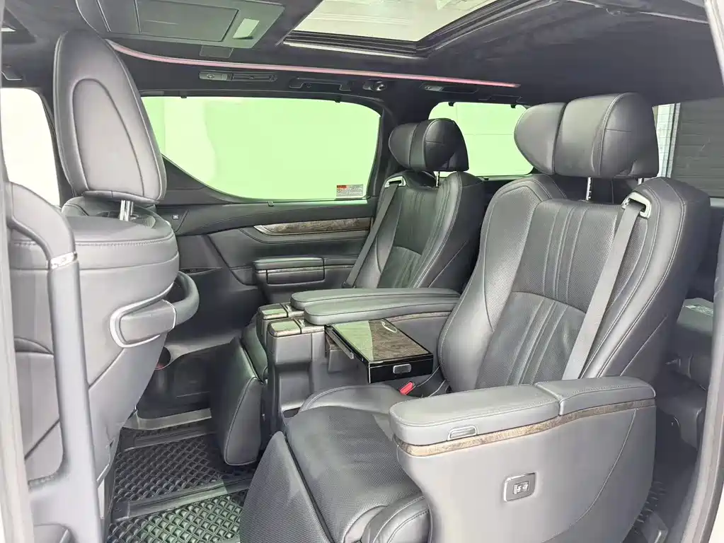 Alphard 2021 Hybrid 2.5L Premium Edition